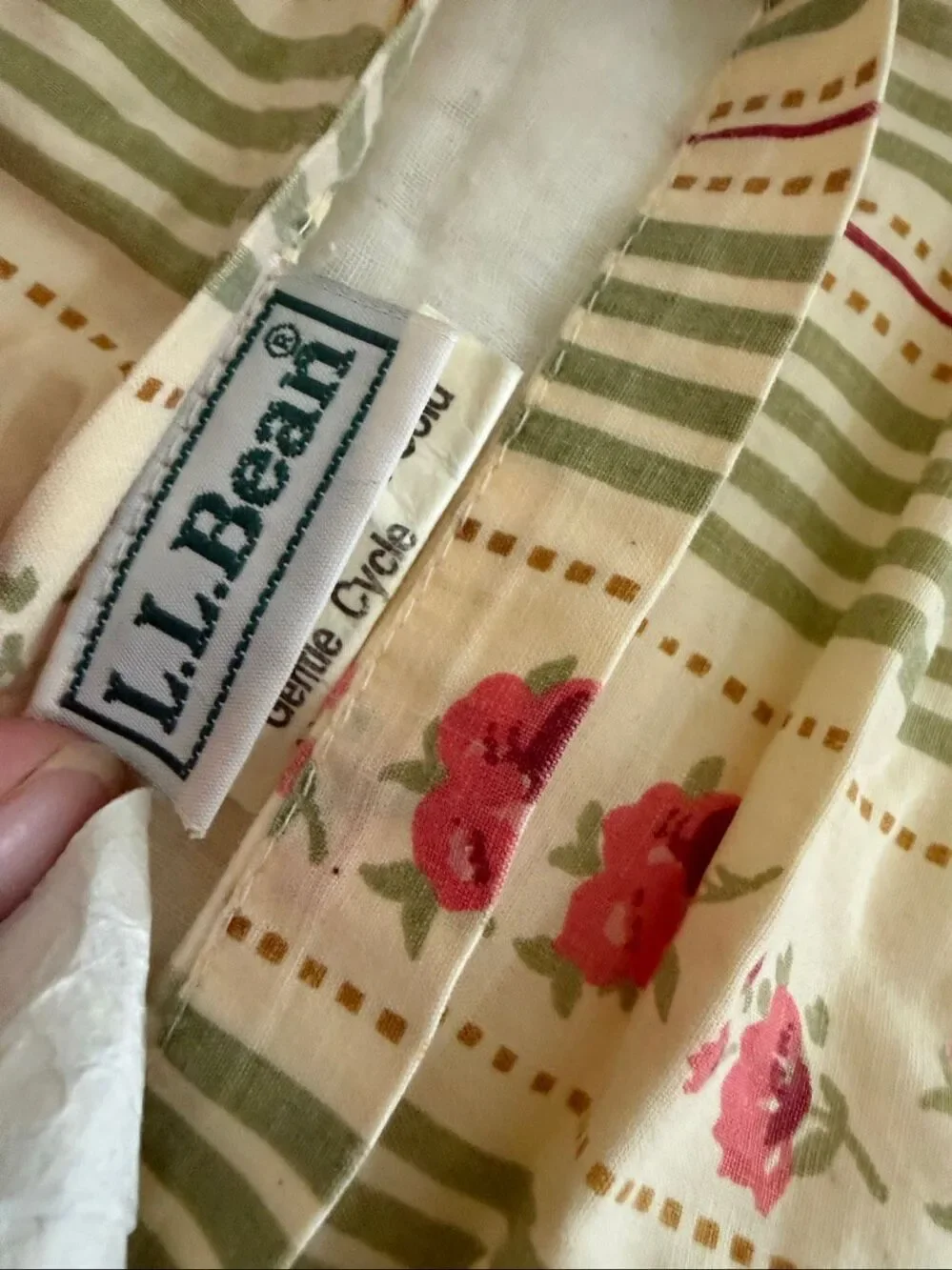 LL Bean Quilted Sage Green Pink Floral Standard Pillow Shams Cottagecore Shabby